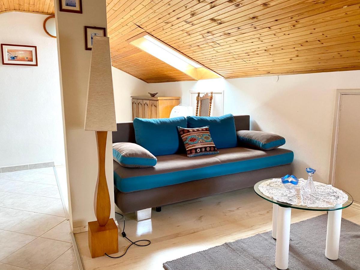Guesthouse Kurelic Rab Kampor Ngoại thất bức ảnh